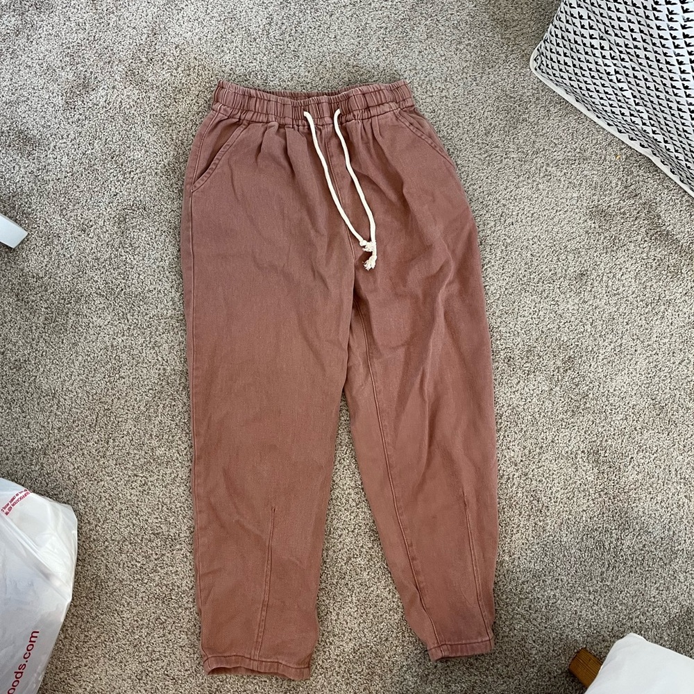 Henly boutique paper bag waist pants. Salmon color